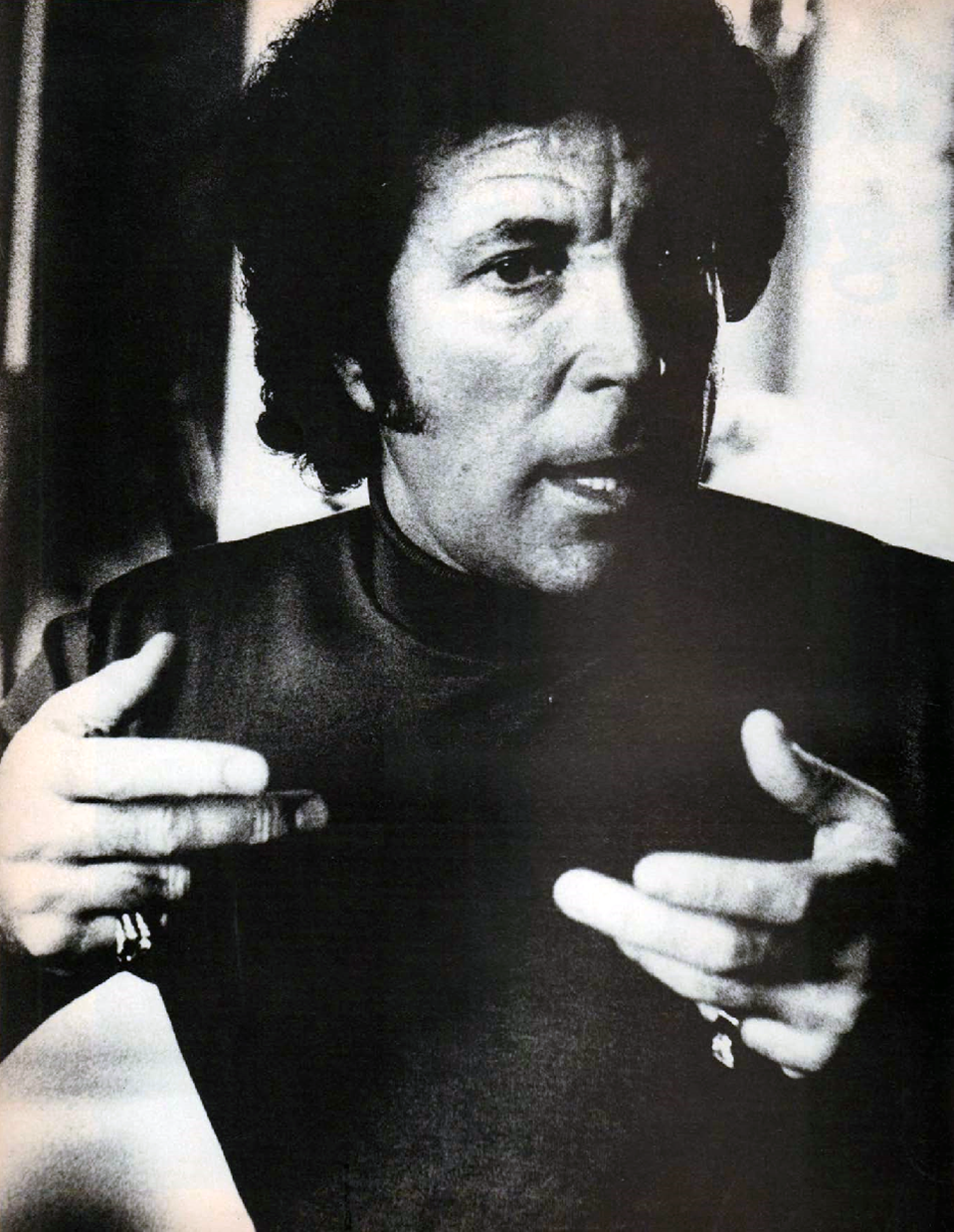 BLITZ 54 Jun 1987 Tom Jones photograph by Robin Barton